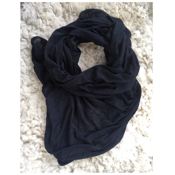 Accessories - 🔮 Infinity Scarf w/Translucent Lace Pattern